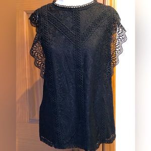 NWT CABLE & GAUGE sL blk lace top Under layer with lace overlay Cap sleeves